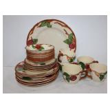 22 pc Franciscan Apple made in Cal. 1940s