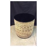 Unique Basket Sided Round Table