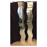 Decorative Curvey Mirrored Glass