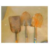 3 Shovels