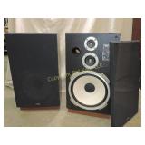 Pair of Fisher ST-830 Hi-Fi Speakers