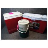 Rubbermaid The Slim Cooler & Igloo Cooler