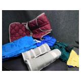 Horse Rain/Stable Blankets/Shipping Boots
