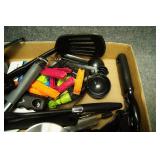 Lot of Kitchen Items