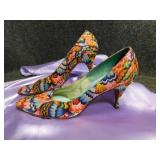 True Vintage Floral Pumps Size 7
