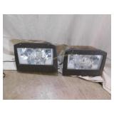 2 Outdoor Yard Lights