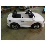 Pacific Cycle 12-Volt Battery-Powered Convertible