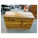 Cedar Wood Chest
