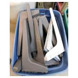 Tote of Metal Cubicle Brackets