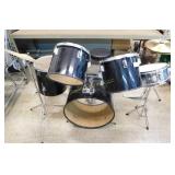 7 Piece Drum Set