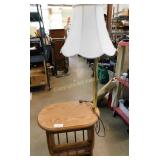 End Table w/Attached Lamp
