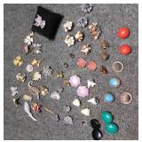 Vintage Pins/Brooches & Clip Earrings