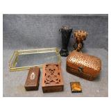 Very Unique Décor and Mirrored Perfume Tray