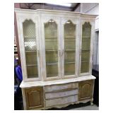 Thomasville French Provincial Hutch