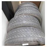 Set of 4 Yokahama Geolander Tires 235/70/R16