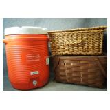 Rubbermaid Water Dispenser & Picnic Baskets