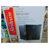 1.7 CU Ft Compact Refrigerator