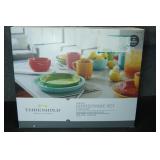 Threshold Avesta Dinnerware Set