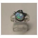 Vintage Navajo Sterling Silver Opal Ring
