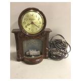 Vtg Mastercrafters Model 72 Fireplace Clock