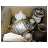 Vases, Bowls & Decor - Glass & Ceramic