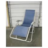 Folding Patio Lounge Chair