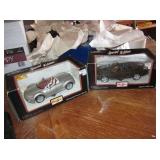 2 Maisto NIB 1:24 Die Cast Cars