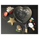 Collectibles Lot Dog Head Bottle Stoppers Etc Collectibles Lot Dog Head Bottle Stoppers Etc