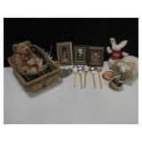 Plush Toys, Baskets & More Decor