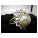 18KT GFA Gold Filled Fashion Ring w/ Case