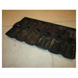 15" Cast Iron Cornbread Loaf Baking Pan