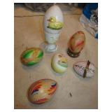 Collection of 6 Eggs