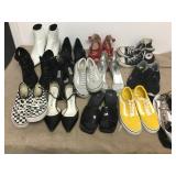Large Lot Of Girls Womans Shoes sz 6-61/2 Vans Etc