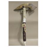 Decor NA Style Animal Jaw Tomahawk w/ Foot Base