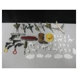 Vtg Plastic Toy Aircraft, Army Figures & More Vtg Plastic Toy Aircraft, Army Figures & More