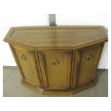 Vtg 36"x27"x14" Made In USA Hallway Table Vtg 36"x27"x14" Made In USA Hallway Table