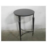 3-Legged Round Table w/ Removable Top