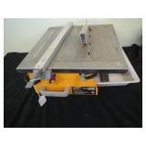 Workforce THD550 Wet Tile Saw/Cutter Powers Up