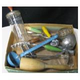Miscellaneous Vintage Kitchen Lot