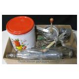 Miscellaneous Vintage Kitchen Lot
