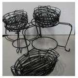 Black Wire Plate Holders & Baskets