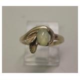 14K Gold & Star Sapphire Ring - Hallmarked
