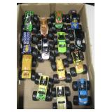 Hot Wheels Monster Jam 14 Car Lot
