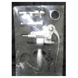 NIP Wine Accessory Set
