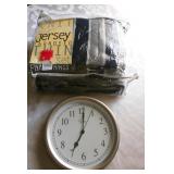 NIP Jersey Knit Twin Sheet Set & Working 8" Clock