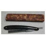 JR Torrey Co. Little Guard Straight Razor w/ Case