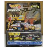 NIP 1998 Hot Wheels Pro Racing Pit Crew Set #96