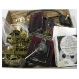 Vtg Hammond Clock & Misc Clock Parts