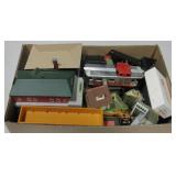 HO & Smaller Gauge Model RR Cars & Buildings