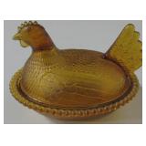 Vtg Hen Covered Amber Glass Dish - 5" Tall